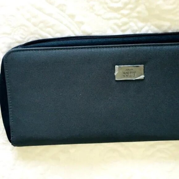 NEW! Luxe Hugo Boss Large Travel Organizer Fabric Hard Case Electronics Holder - Picture 3 of 6